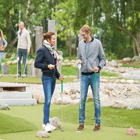 Im Freizeitpark Weissenhaeuser Apartman *